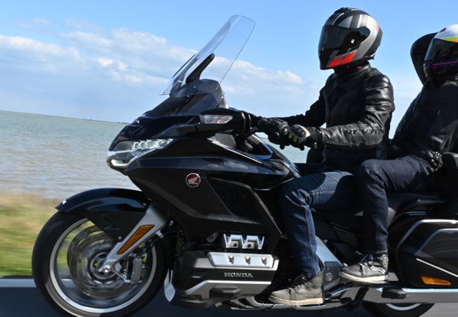 reservation taxi moto